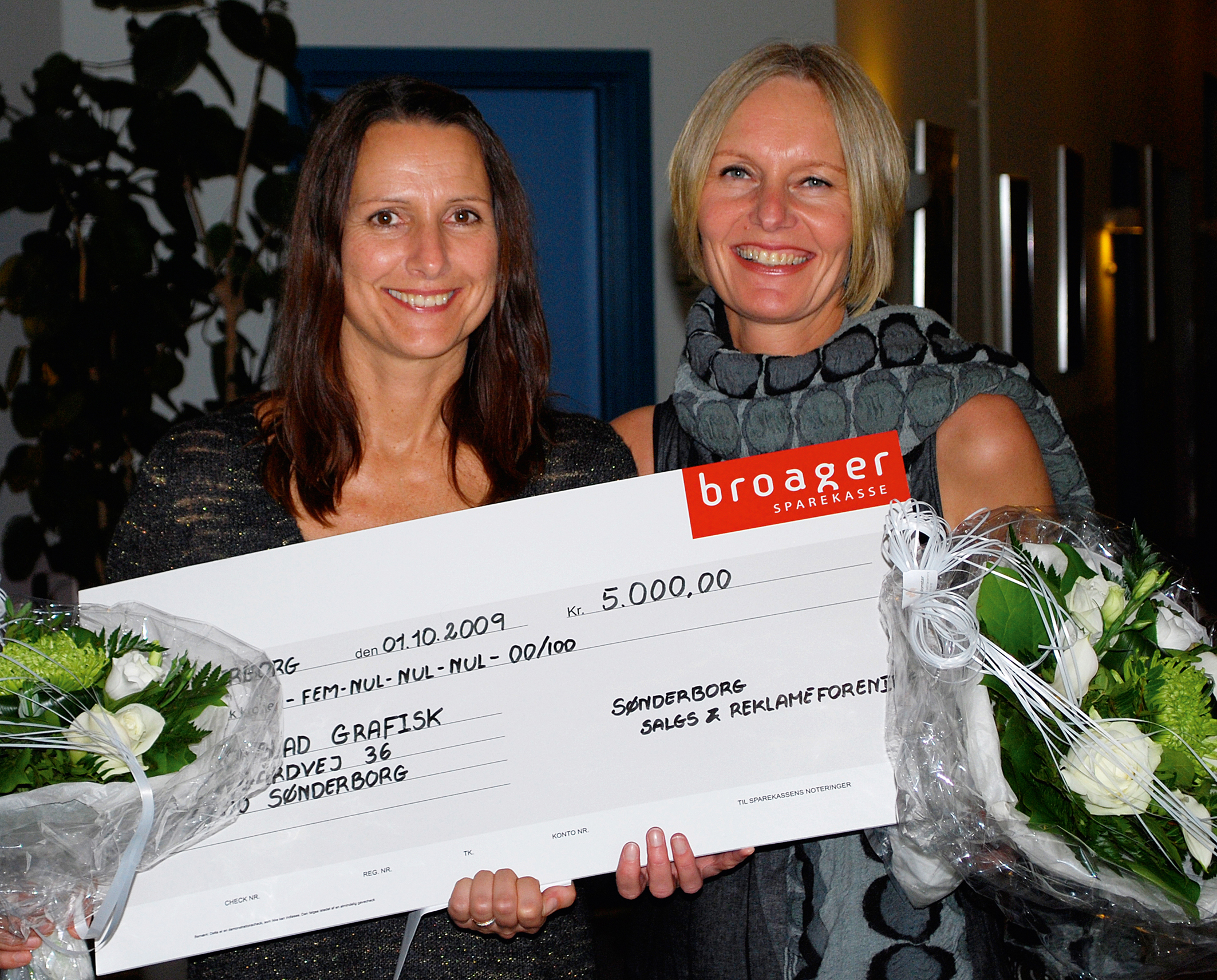 2009 Galoche - Kronblad Grafisk